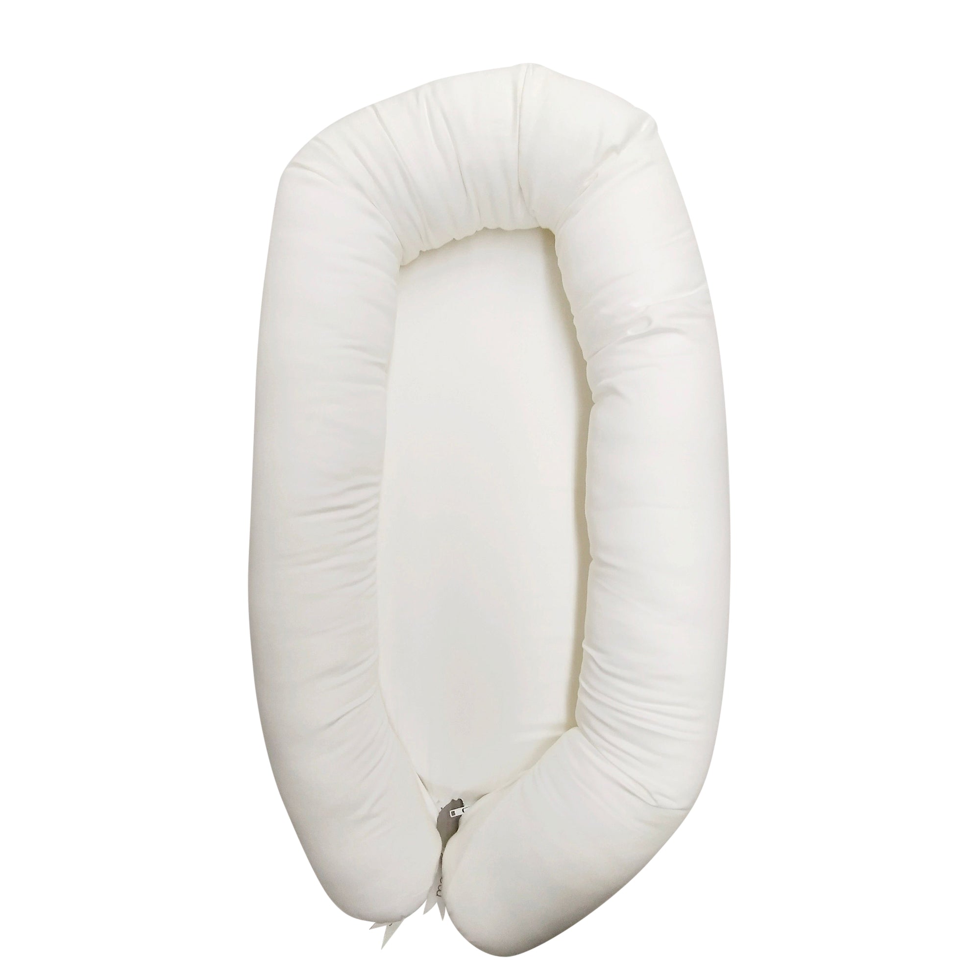 Babynest i farven hvid set oppe fra