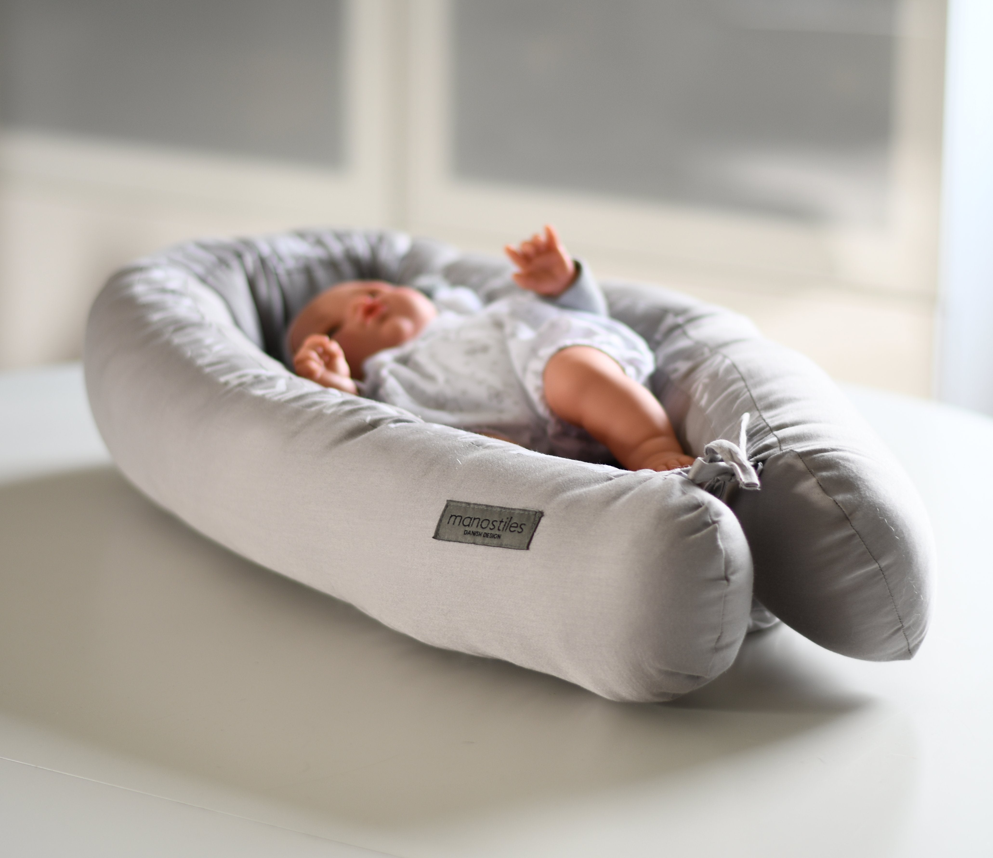 Dukke Babynest - Grå, Nordic Zen - Manostiles Danish Design 